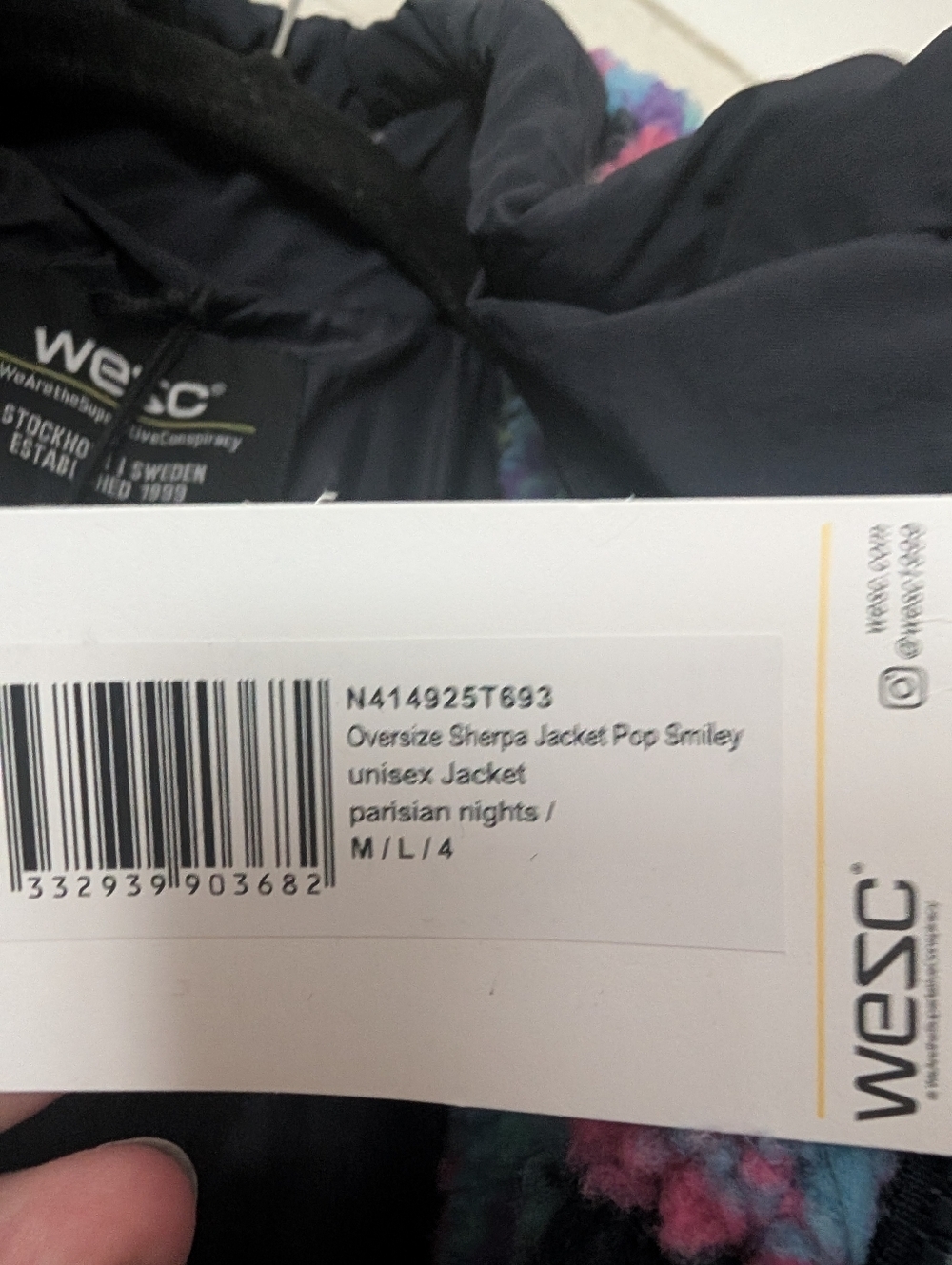 NWT WESC Oversized Sherpa Jacket w/Multicolored Smiley Faces - Picture 8 of 10